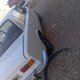 Lada 2104 1985
