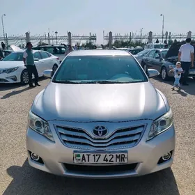 Toyota Camry 2010