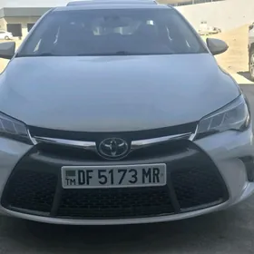 Toyota Camry 2017