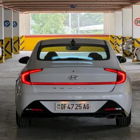 Hyundai Sonata 2022