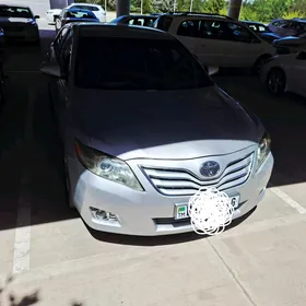 Toyota Camry 2010