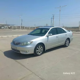 Toyota Camry 2005