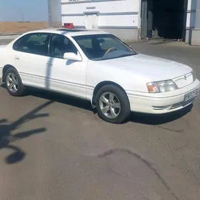 Toyota Avalon 1999