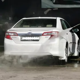 Toyota Camry 2013
