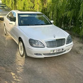 Mercedes-Benz S-Class 2002