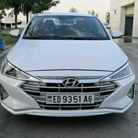Hyundai Elantra 2020