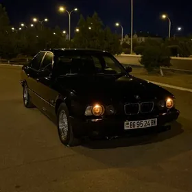 BMW 525 1990