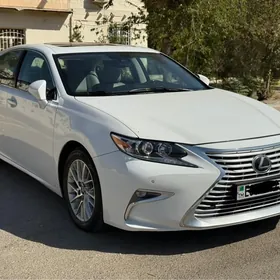 Lexus ES 350 2016
