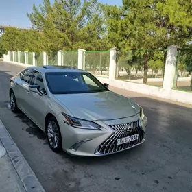 Lexus ES 350 2020