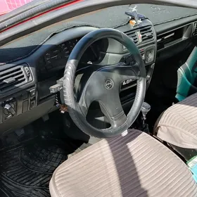 Opel Vectra 1992