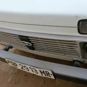 Lada Niva 2015