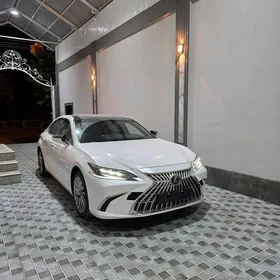 Lexus ES 350 2025