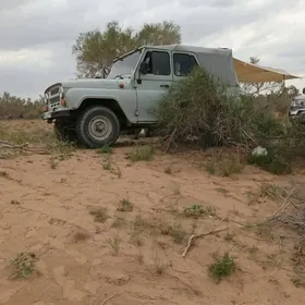 UAZ 469 1998