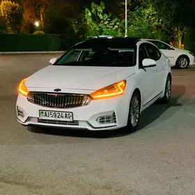 Kia Cadenza 2017