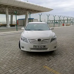 Toyota Camry 2011