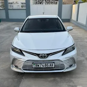 Toyota Camry 2020
