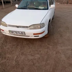 Toyota Camry 1999