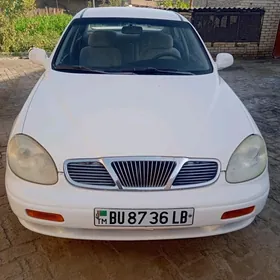 Daewoo Leganza 1998
