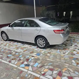 Toyota Camry 2011