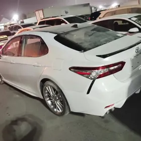 Toyota Camry 2020