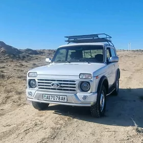 Lada Niva 2011