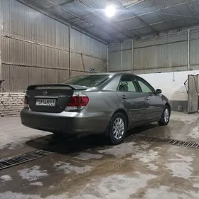 Toyota Camry 2003