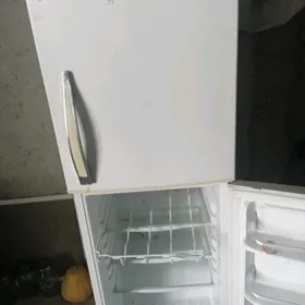 халаделник