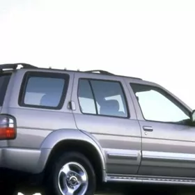 Infiniti QX4 2000