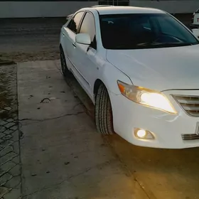 Toyota Camry 2010