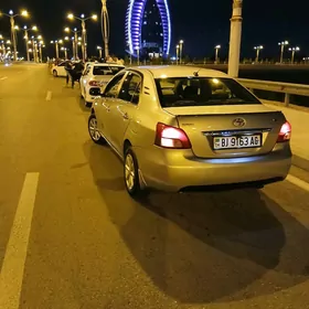 Toyota Yaris 2008