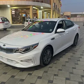 Kia Optima 2020
