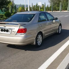 Toyota Camry 2005