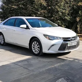Toyota Camry 2016