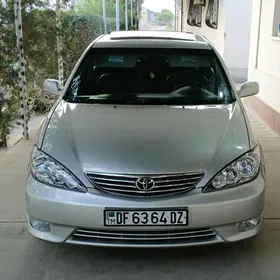 Toyota Camry 2005