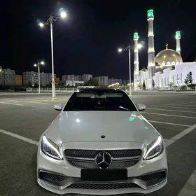 Mercedes-Benz C300 2015