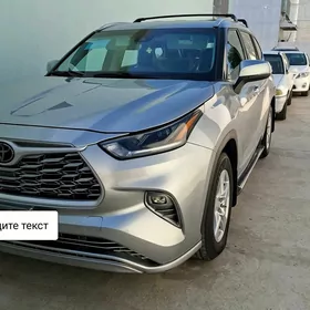 Toyota Highlander 2022