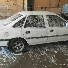 Opel Vectra 1992