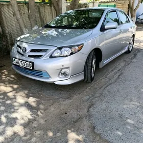 Toyota Corolla 2012