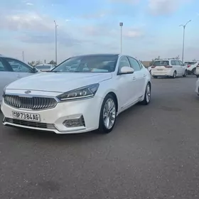 Kia Cadenza 2017