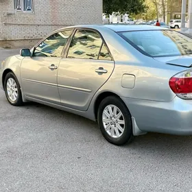 Toyota Camry 2005