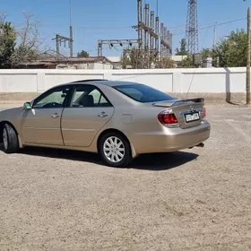 Toyota Camry 2005