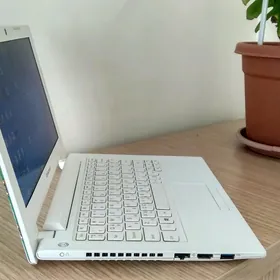 Lenovo okuwcy S2030