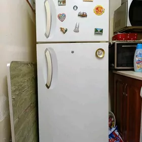 LG холодильник