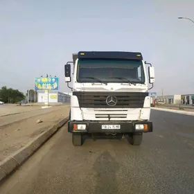 Kamaz 6520 2012