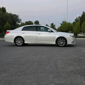 Toyota Avalon 2012