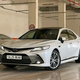 Toyota Camry 2023