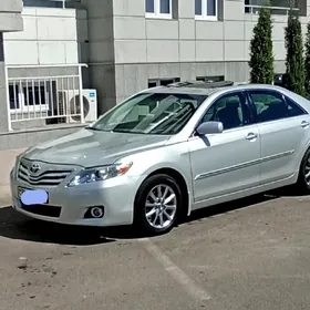 Toyota Camry 2011