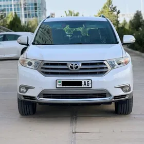 Toyota Highlander 2013