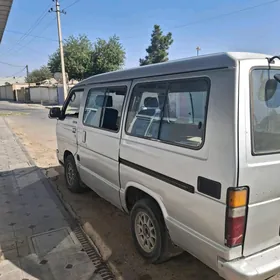 Toyota Hiace 1989