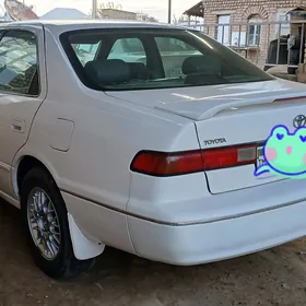 Toyota Camry 1997